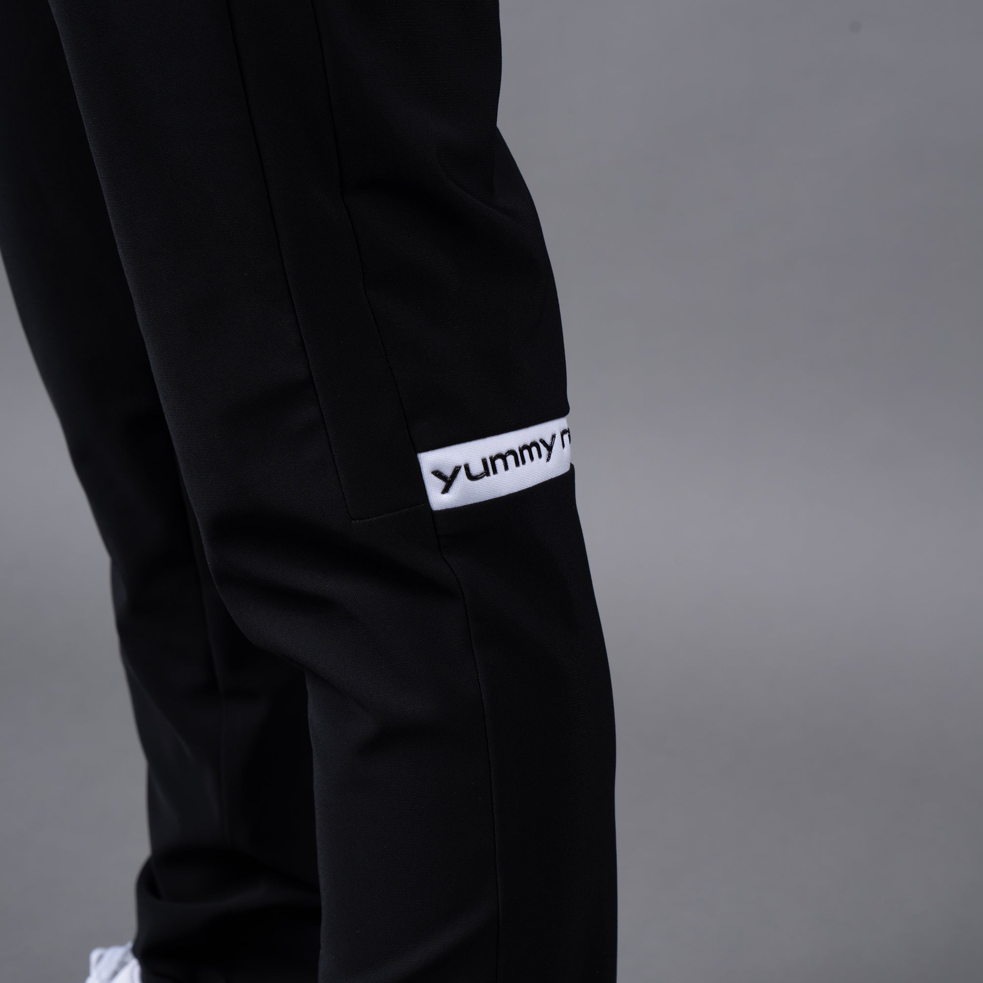 Skinny Logo Pants