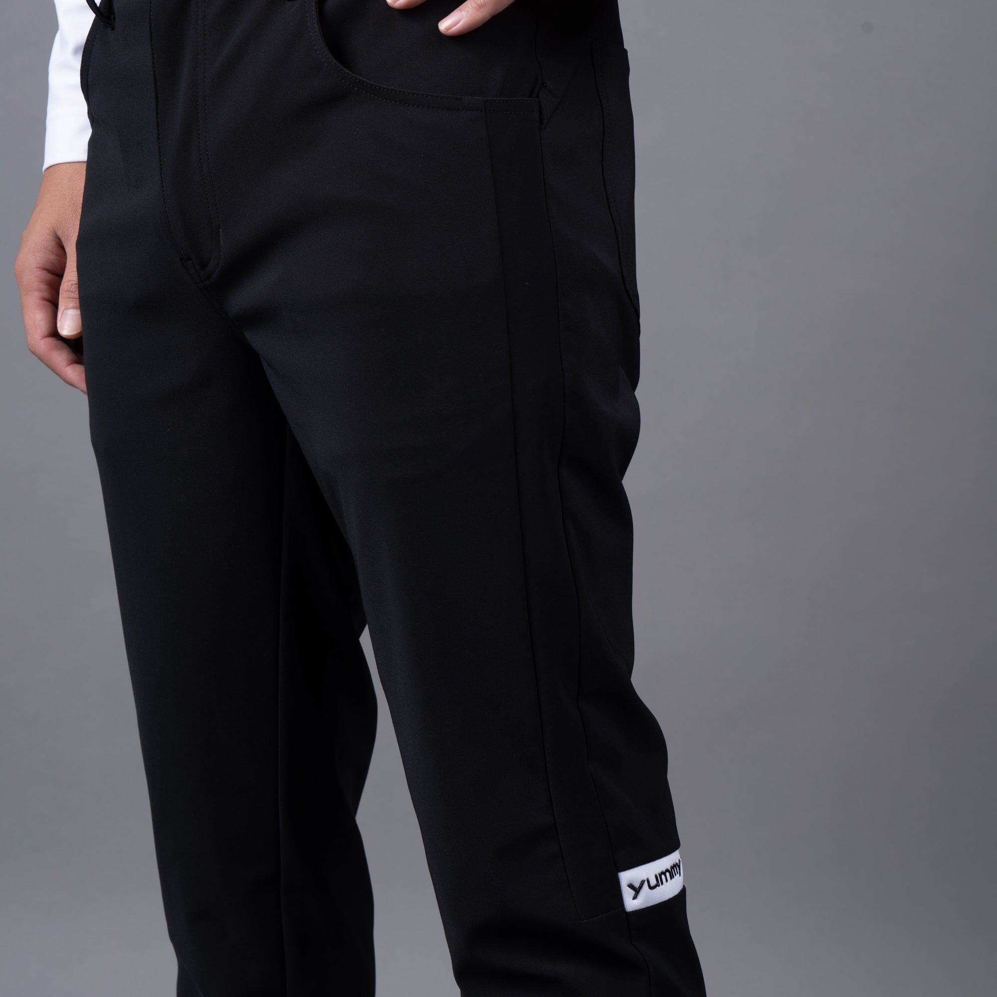 Skinny Logo Pants